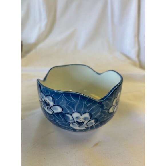 Hand-Painted Blue & White Floral Ceramic Bowl - Picture 1 of 2